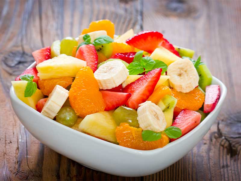 Wellness-Snacks: Obst Frische Früchte als Snack für den Wellness-Tag